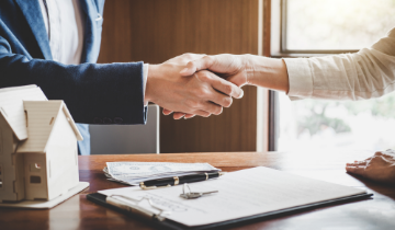 ご契約　握手　写真