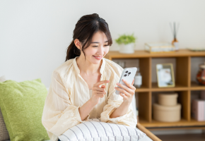 資料が届くまでの流れ　人物　写真