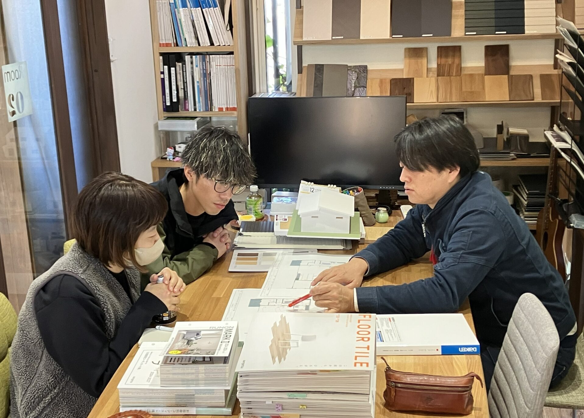 本日もお客様との仕様打合せです。(^ ^)/ アイキャッチ