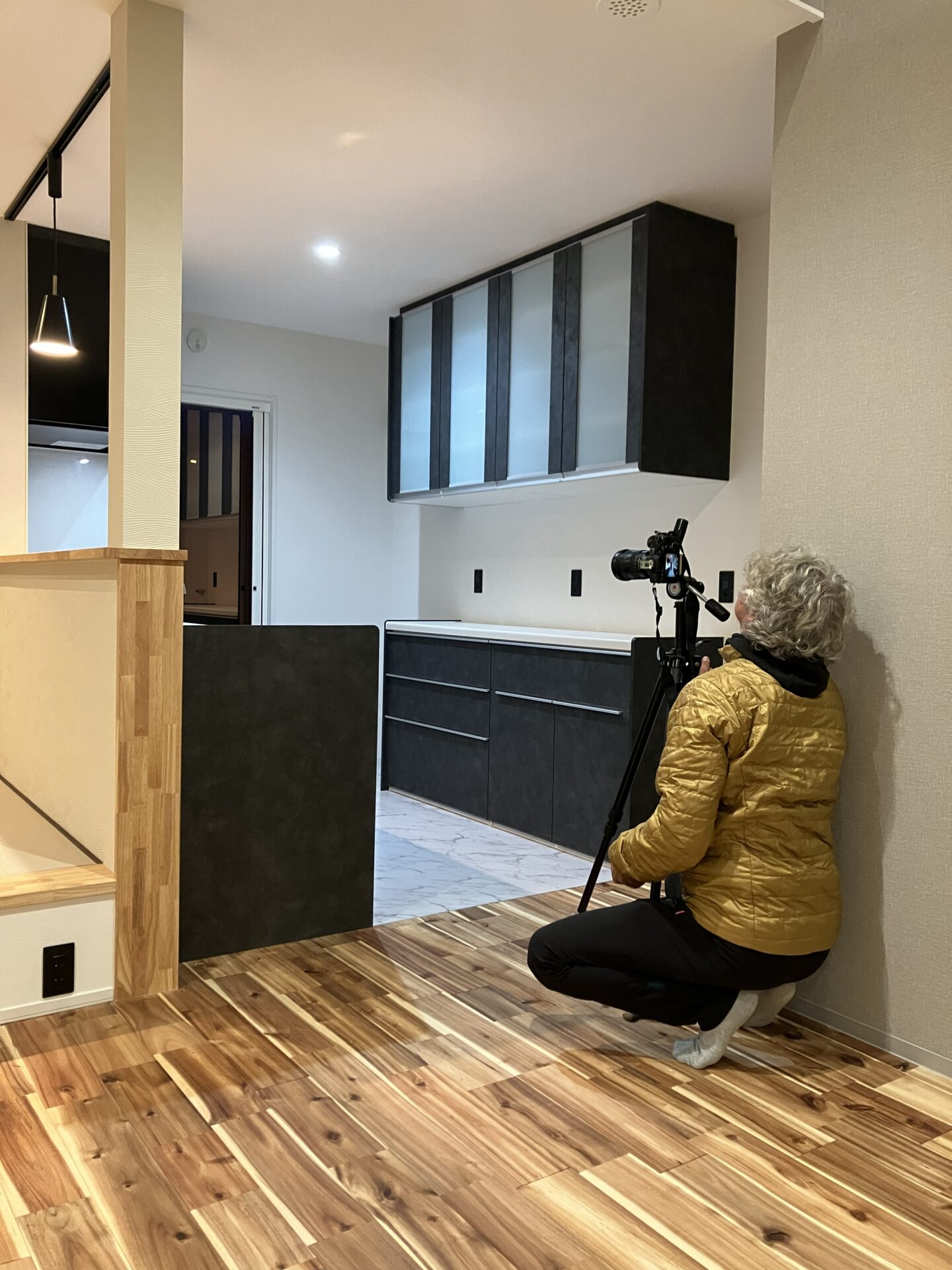 【写真撮影】完成した住まいの写真撮影を行いました。 アイキャッチ 【写真撮影】完成した住まいの写真撮影を行いました。 アイキャッチ